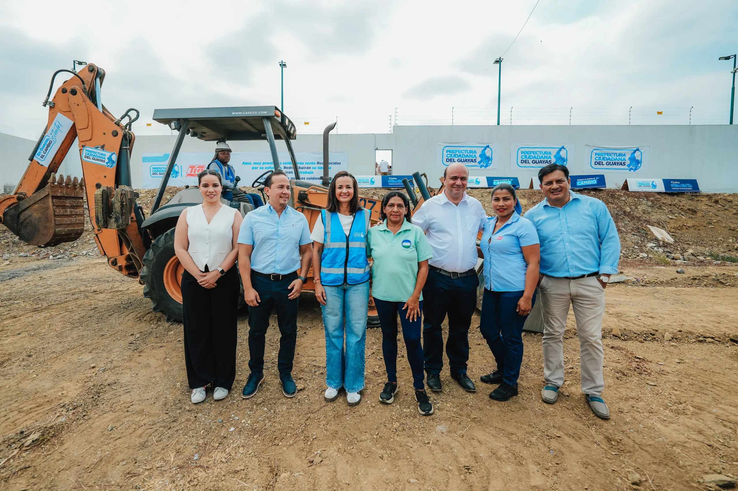 Tía colabora con la Prefectura del Guayas con la “Manzana del Cuidado” en Monte Sinaí